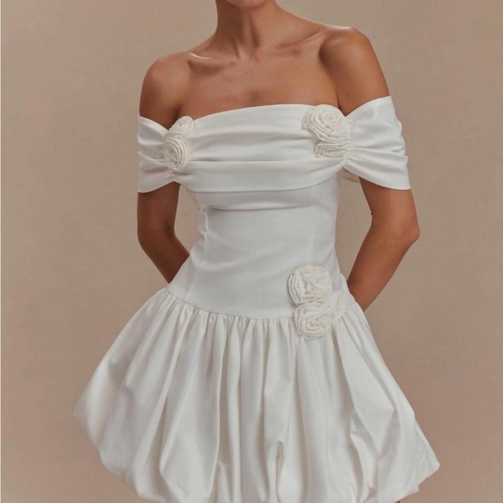 Elegant White Off-Shoulder Dress